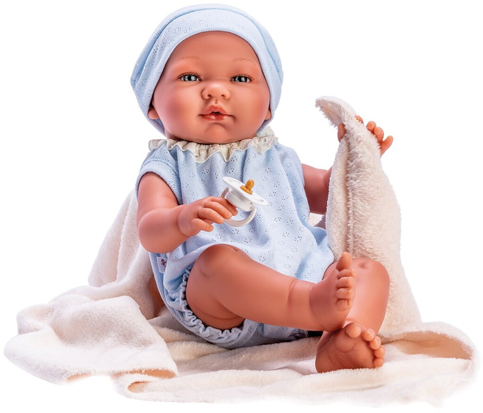 Κούκλα Asi Dolls -Ο μικρός Πάμπλο, φορώντας μπλε κορμάκι, 43 cm